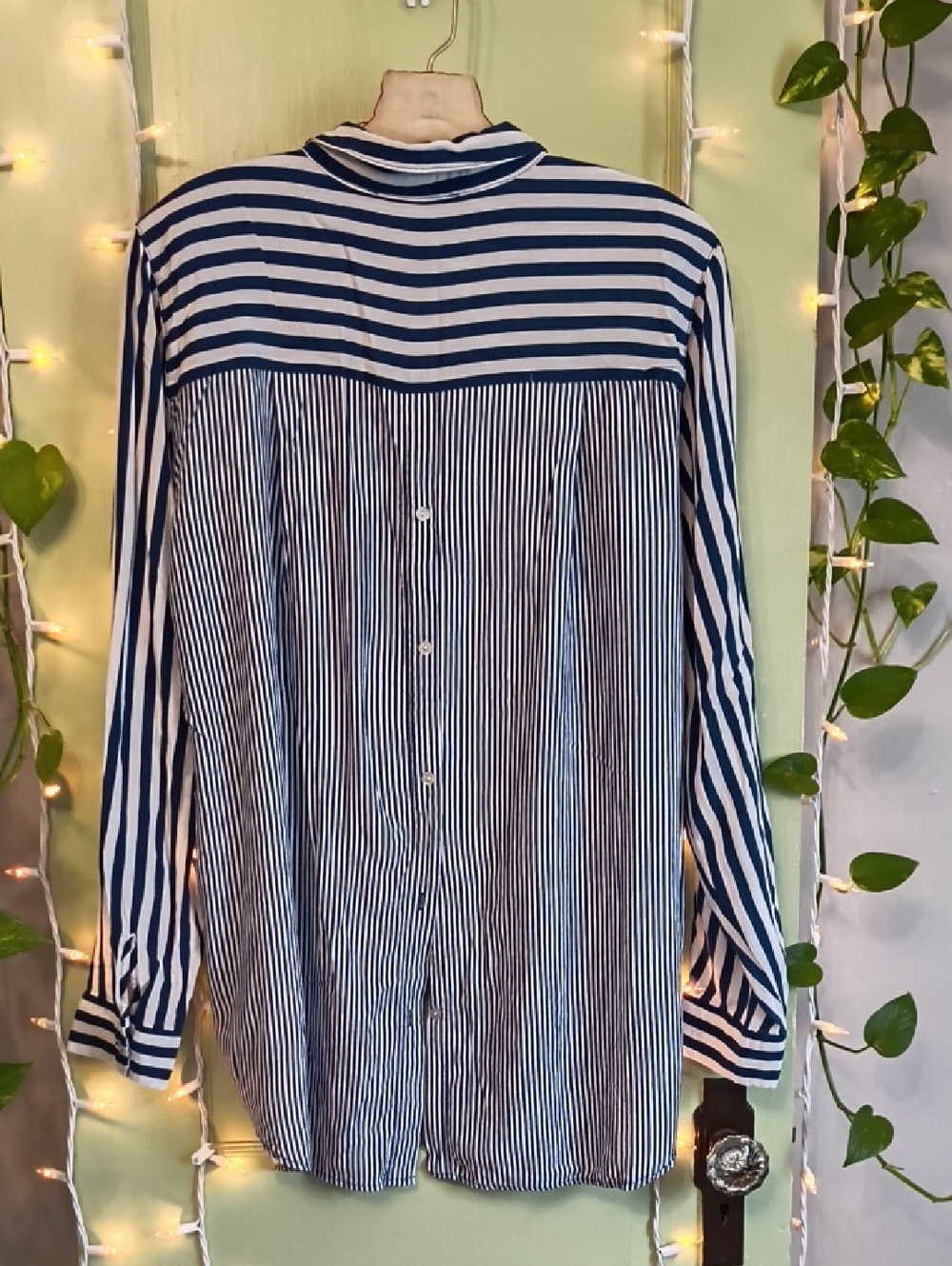 Women's Jane & Delancey Navy White Vertical Stripe Button Up & Back Blouse XL - Picture 10 of 11